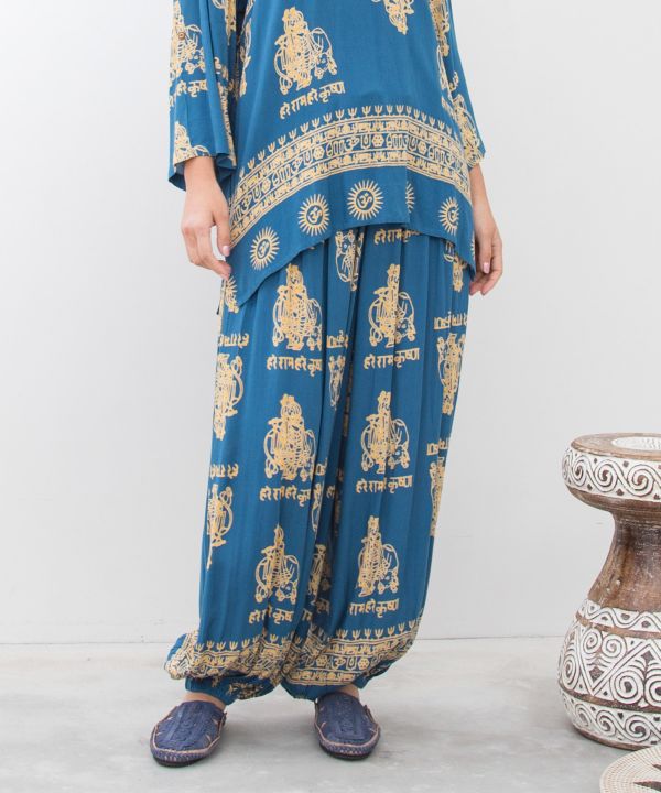 �N���V���i�����Y�p���c