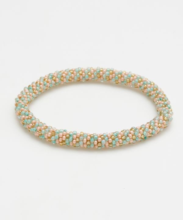 �����A���E���h�u���X