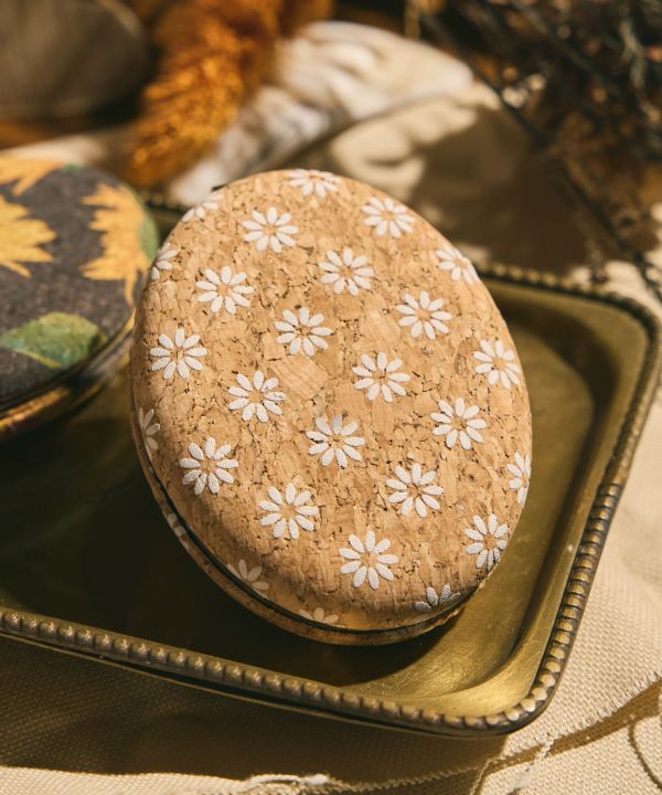 ���G�[�W���~���[