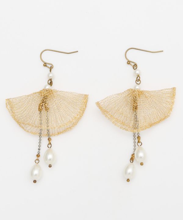 �����p�[���s�A�X