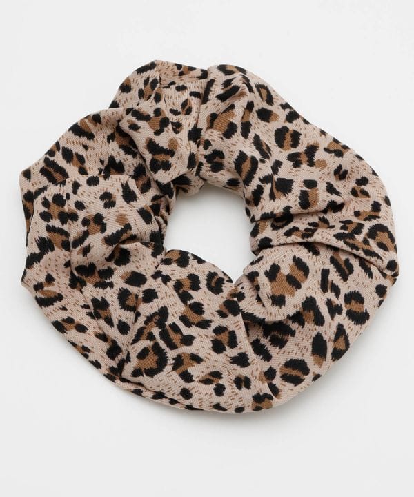 �A�j�}�V���V��