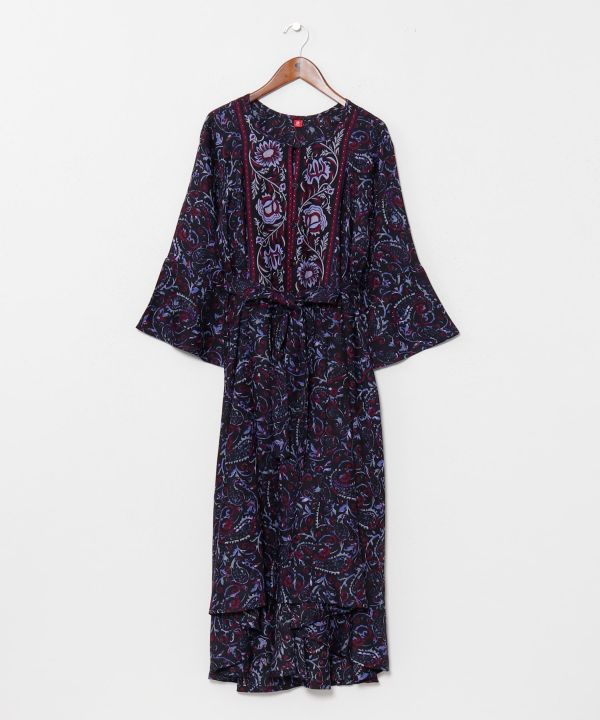 �A�V���[�i�J�[�f