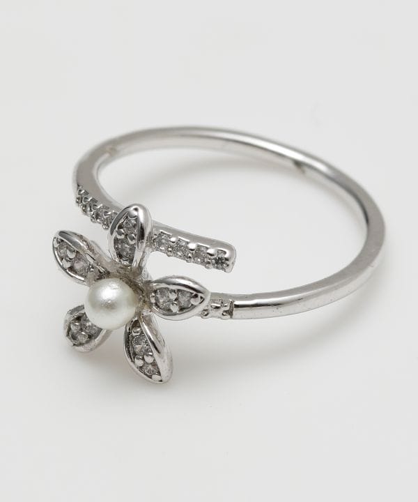 �q�i���������O