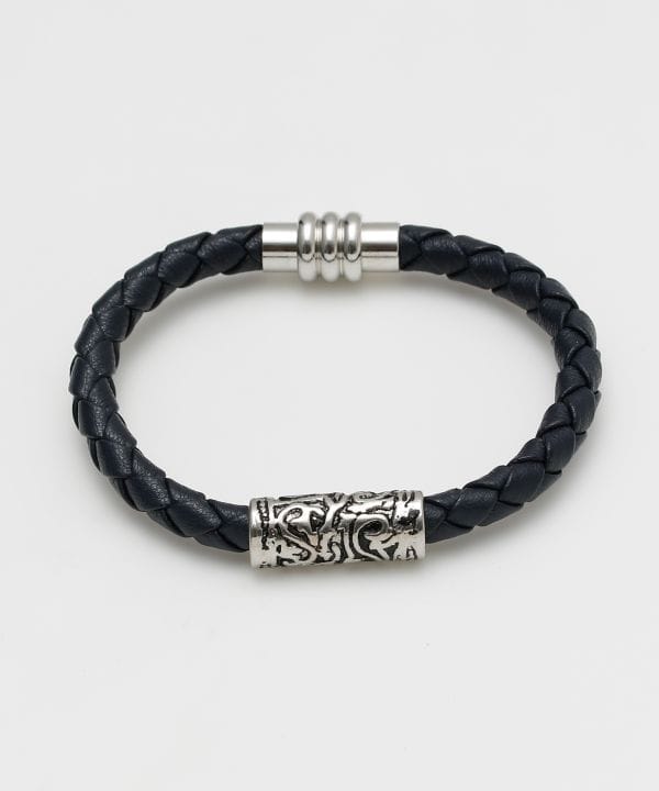 �����Y�i���J�C���U�[�u���X