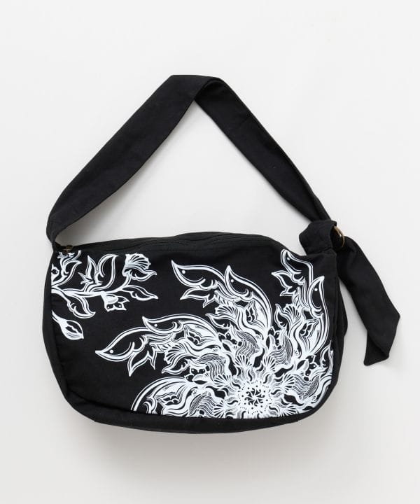 �T�E�B�h�V�����_�[�yAmina×VORRUK�z