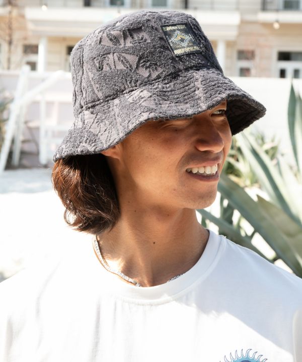 �q�I���j�g�`�s�ySURF&Palms�z