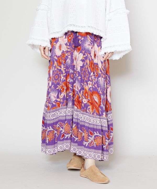 �A���[�i�X�J�[�g