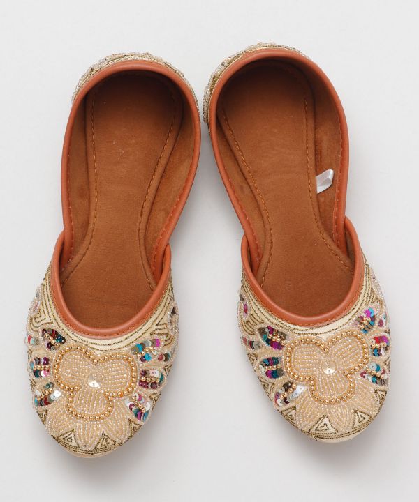 �r�[�Y�W���b�e�B