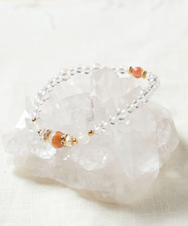 �O�M�q�΃u���X�@�A�}�e���X�c�N���~