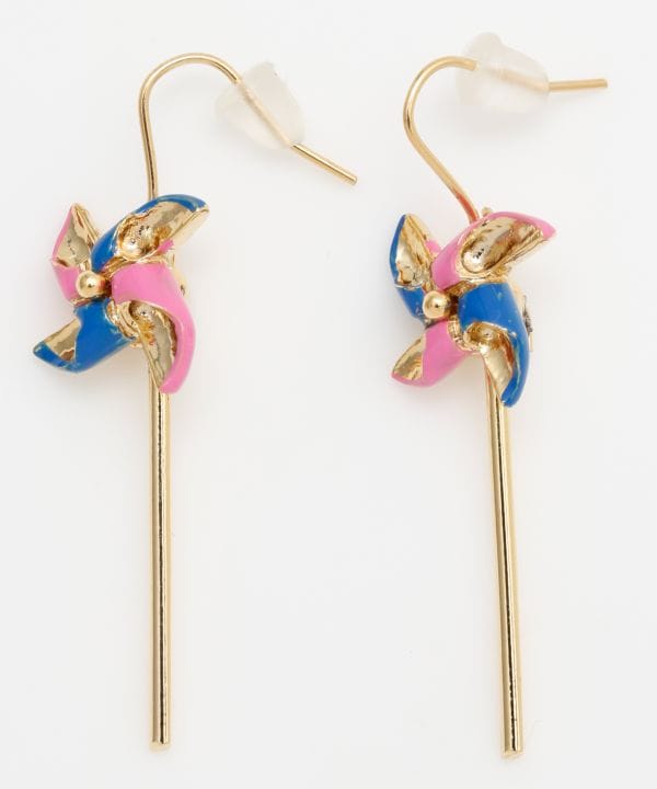 ���ԃs�A�X