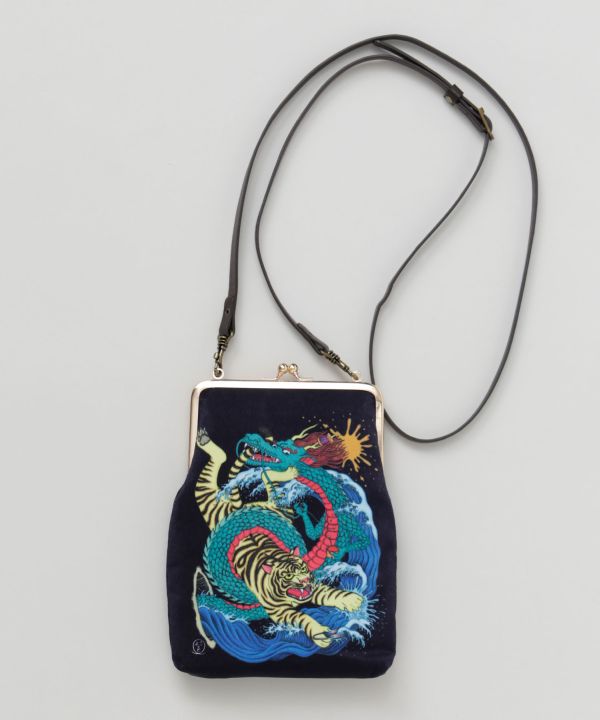 �g�уV�����_�[�s��؂Ђ���Ƃ�×�`����J���t