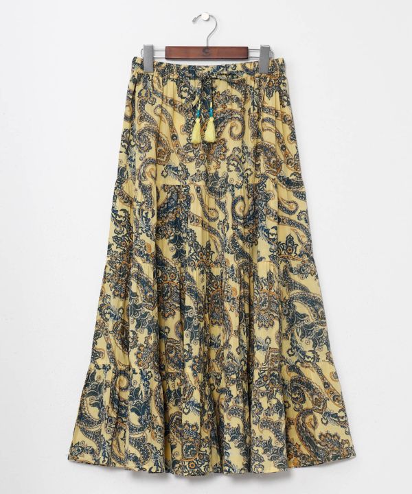 �����i���X�J�[�g