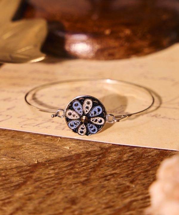 �yFrom�`�F�R�z�`�F�R�{�^�����A�V���o�[�P�W�u���X