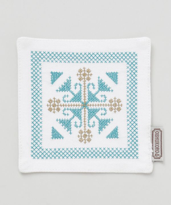 ���}�j�A�R�[�X�^�[