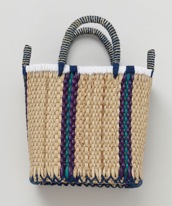 �T�R�i�R�J�S�a�`�f�@�r