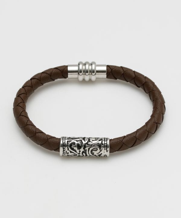 �����Y�i���J�C���U�[�u���X