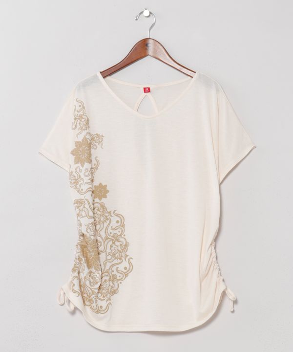 �K�f�B�A�s�V���c�yAmina×VORRUK�z