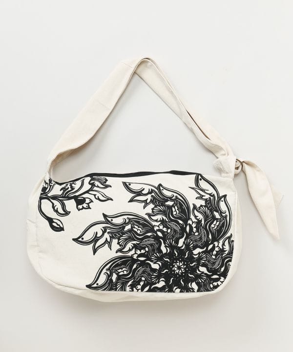 �T�E�B�h�V�����_�[�yAmina×VORRUK�z