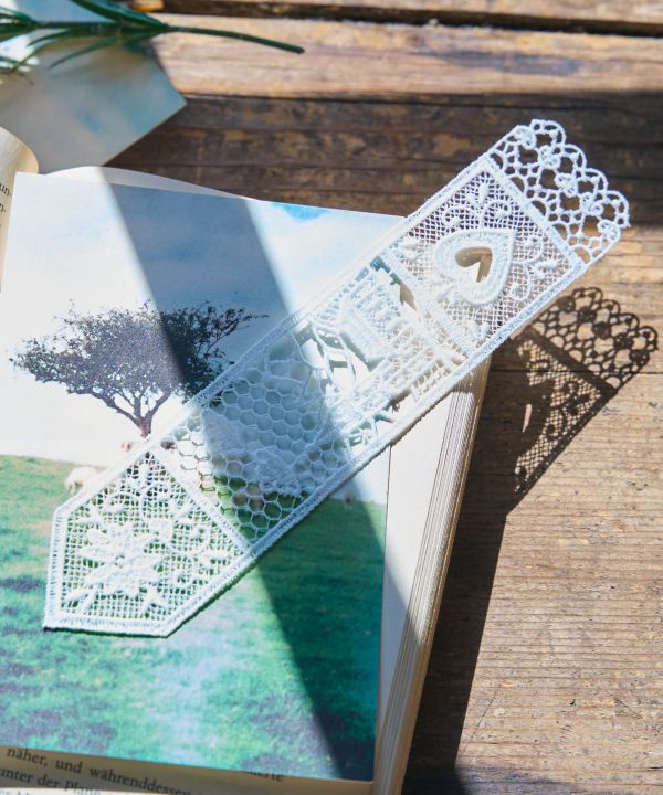 ���[�X�u�b�N�}�[�N