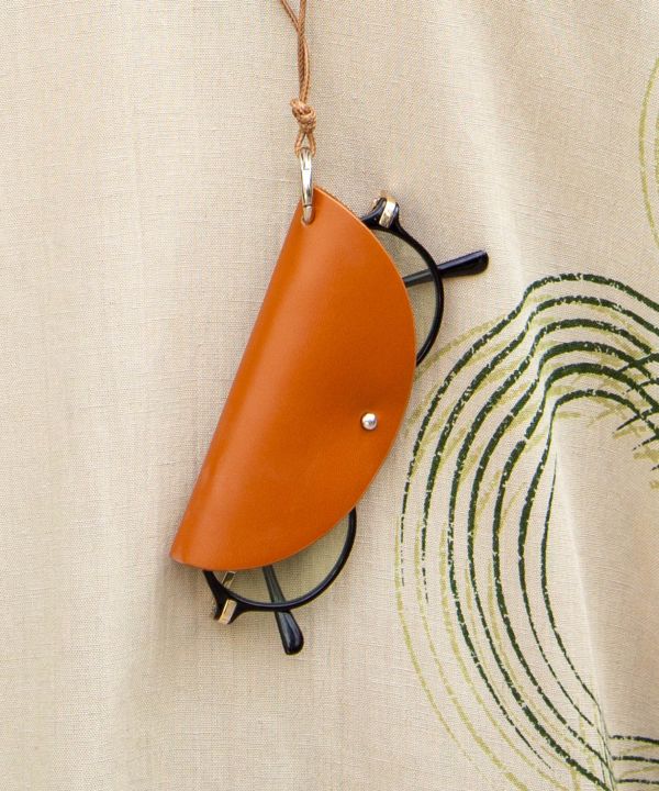�����Y���U�[�N���z���_�[�l�b�N���X